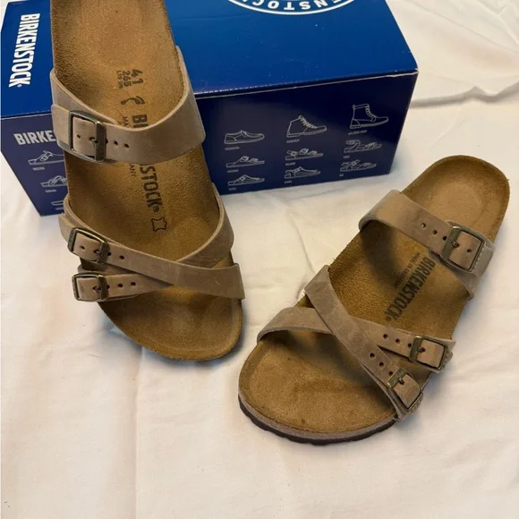 Birkenstock Tan Women's Sandals - Picture 2 of 4
